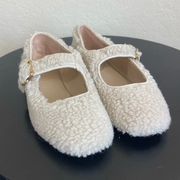 Sam Edelman Kids Cream Fuzzy Dress Shoes - Picture 1 of 11